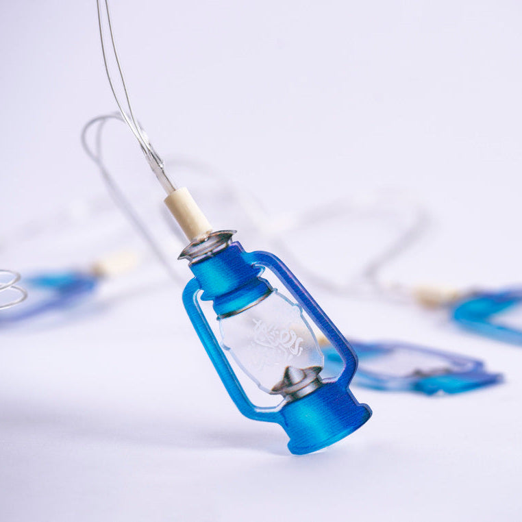 زينة أضواء رمضان بتصميم الفوانيس الأكريليكية