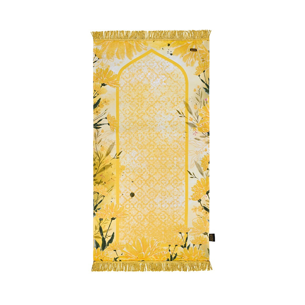 سجادة صلاة بشرابة ذهبية