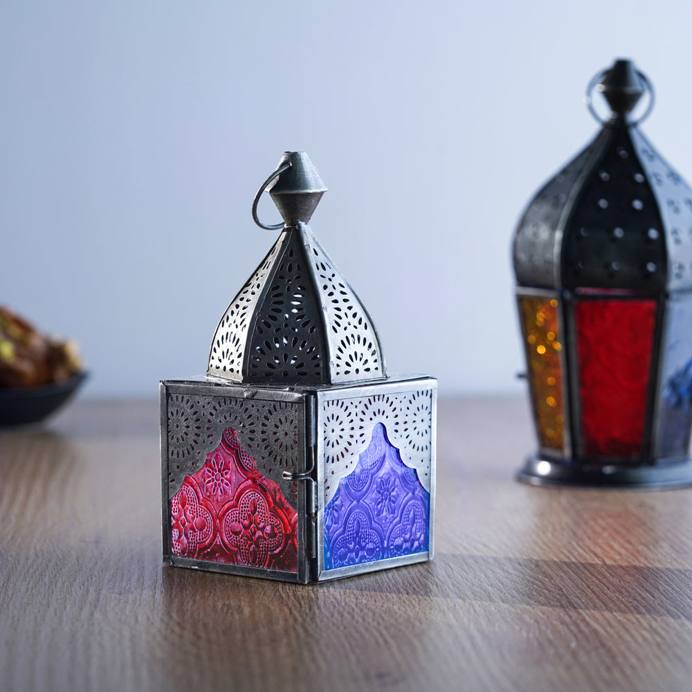 فانوس زنك صغير بتصميم كلاسيكي عتيق – زجاج بلون الكرز