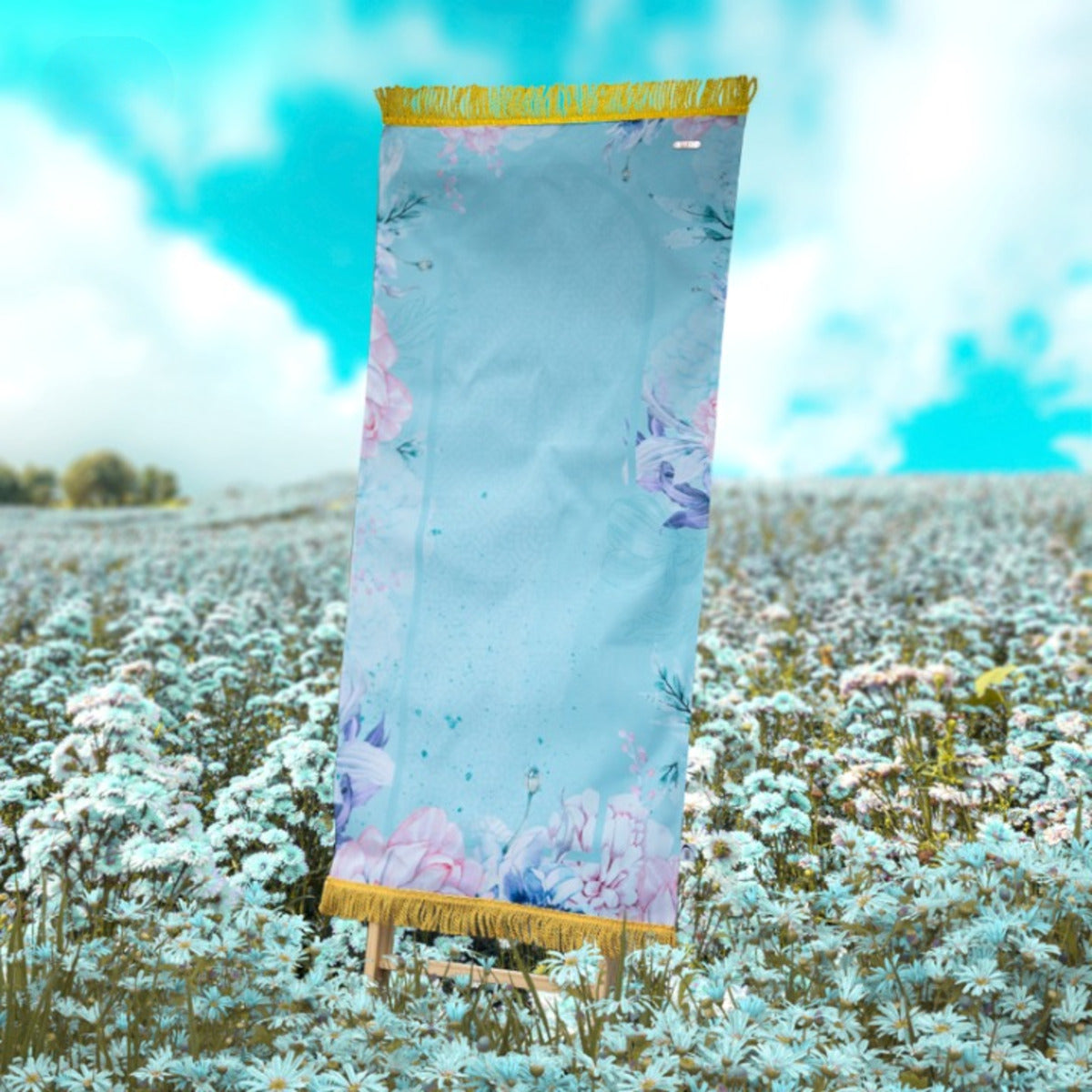 سجادة صلاة بشرابة ذهبية