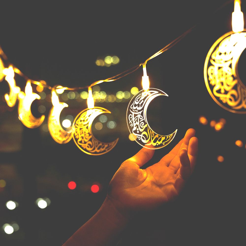 
                      
                        سلسلة أضواء هلال رمضان الأكريليكية الرائعة
                      
                    