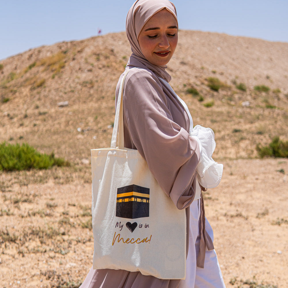 
                      
                        My heart is in Mecca Tote Bag - English/Arabic
                      
                    