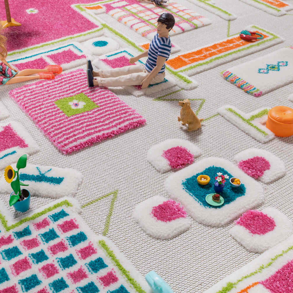 
                      
                        IVI 3D Playhouse Pink Design Carpet
                      
                    